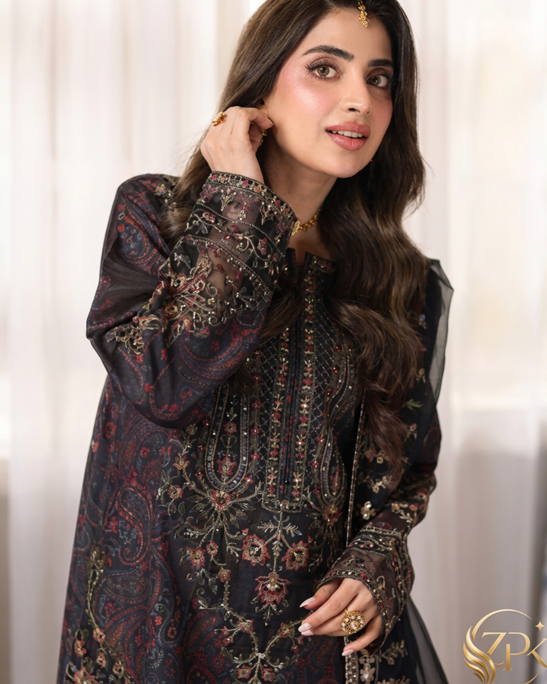MOHAGNI-3PC LAWN PRINTED EMBROIDERED SHIRT WITH ORGANZA EMBROIDERED DUPATTA AND PRINT TROUSER-ZPK-009