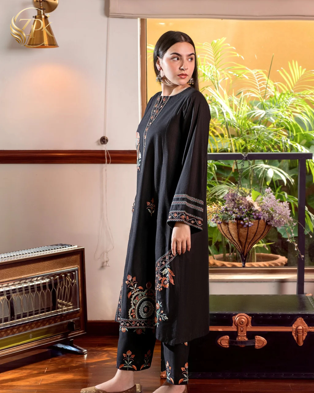 URGE-2PC LAWN EMBROIDERED SHIRT WITH EMBROIDRED TROUSER-ZPK-209