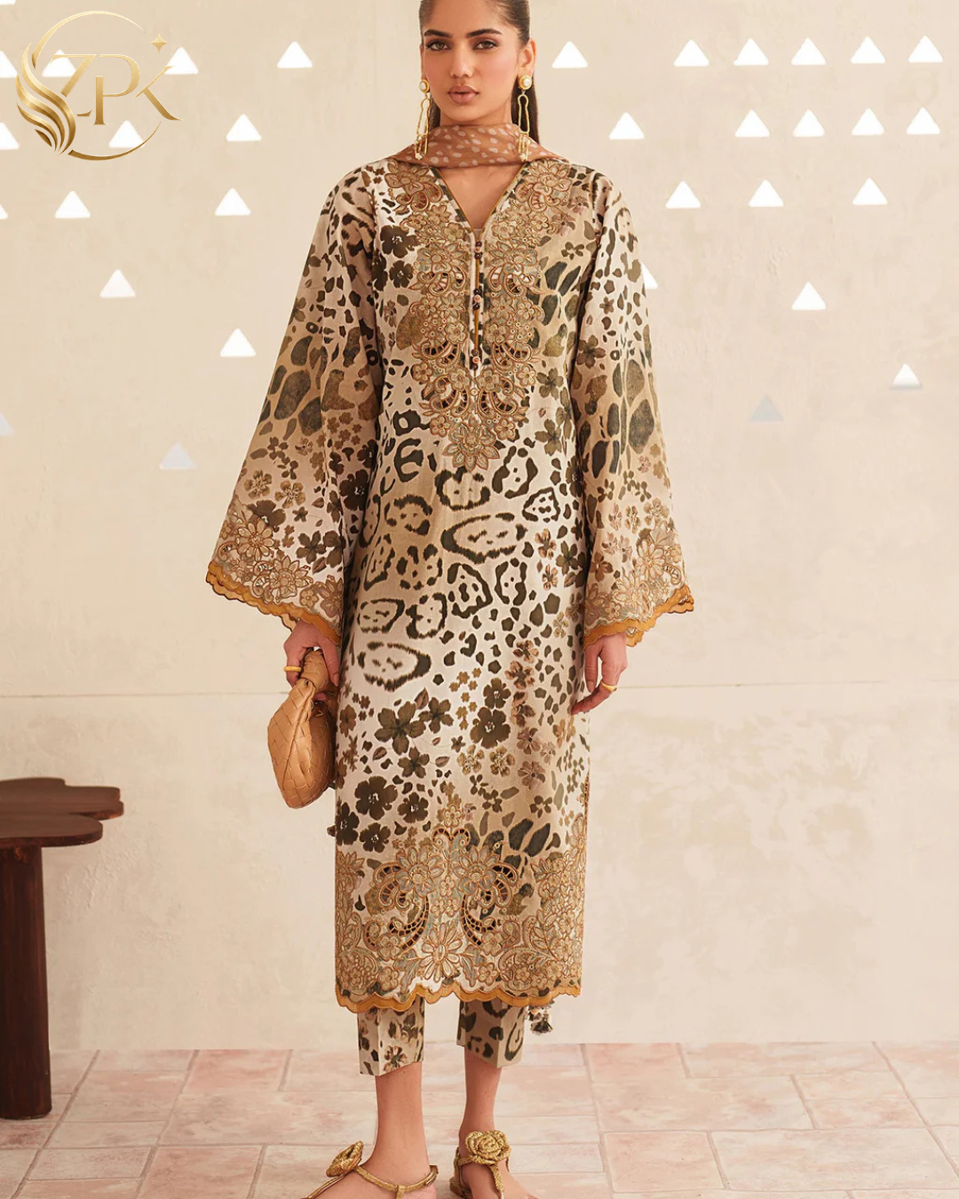 BAROQUE-3PC LAWN DIGITAL PRINTED EMB SHIRT WITH SILK PRINTED DUPATTA AND PRINTED TROUSER-ZPK-023